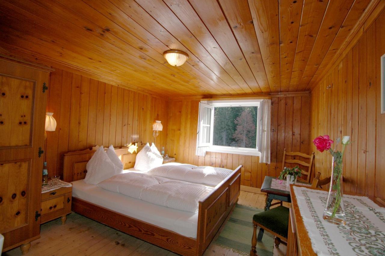Walmendinger Haus Apartment Hirschegg  Bagian luar foto