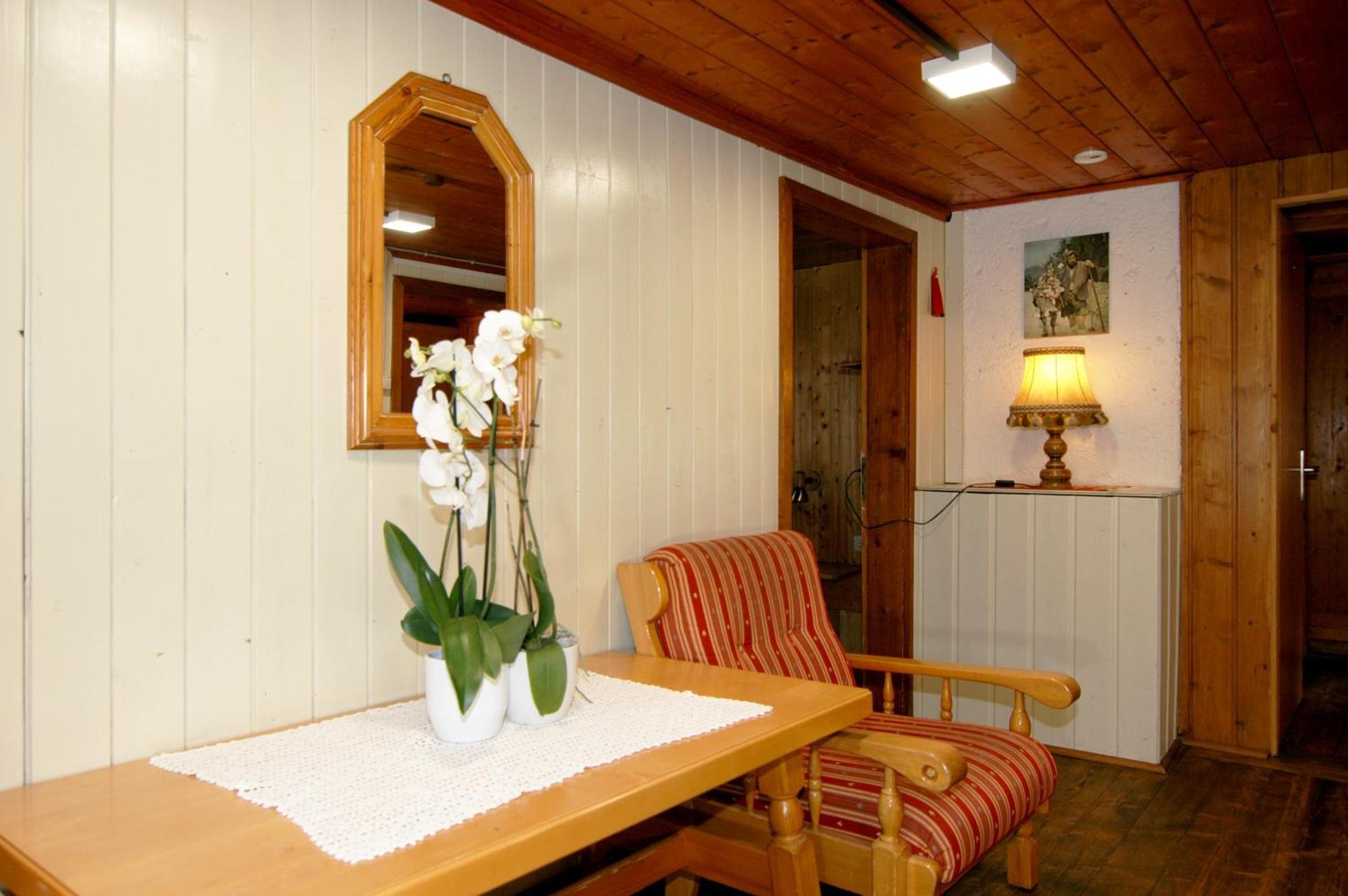 Walmendinger Haus Apartment Hirschegg  Ruang foto