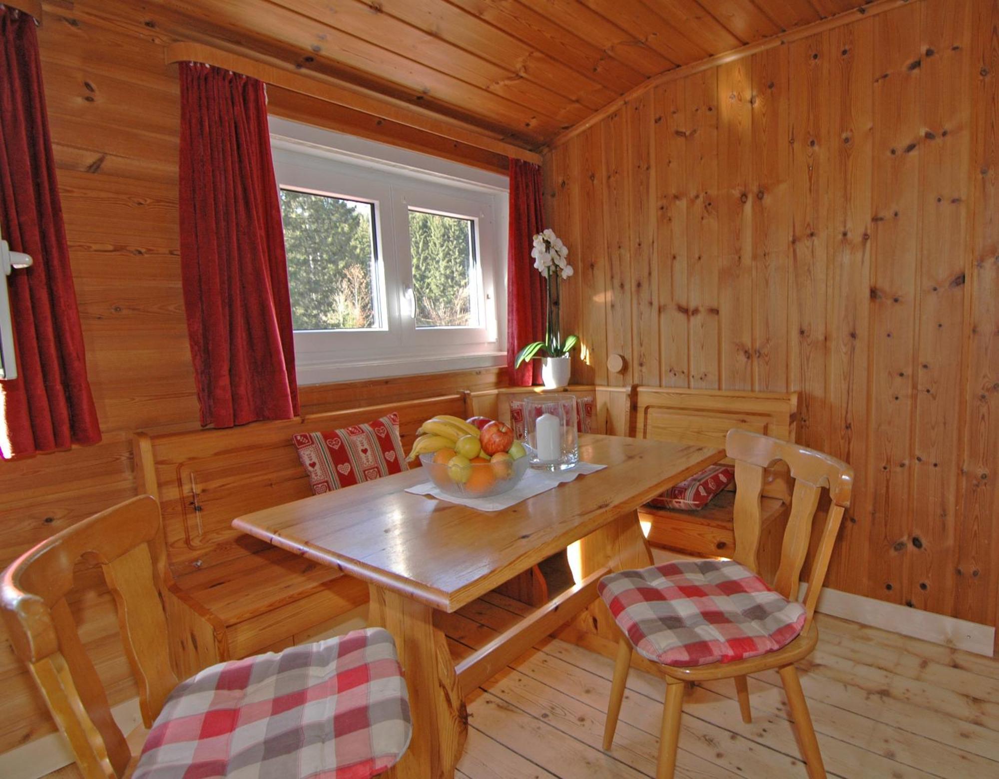 Walmendinger Haus Apartment Hirschegg  Ruang foto